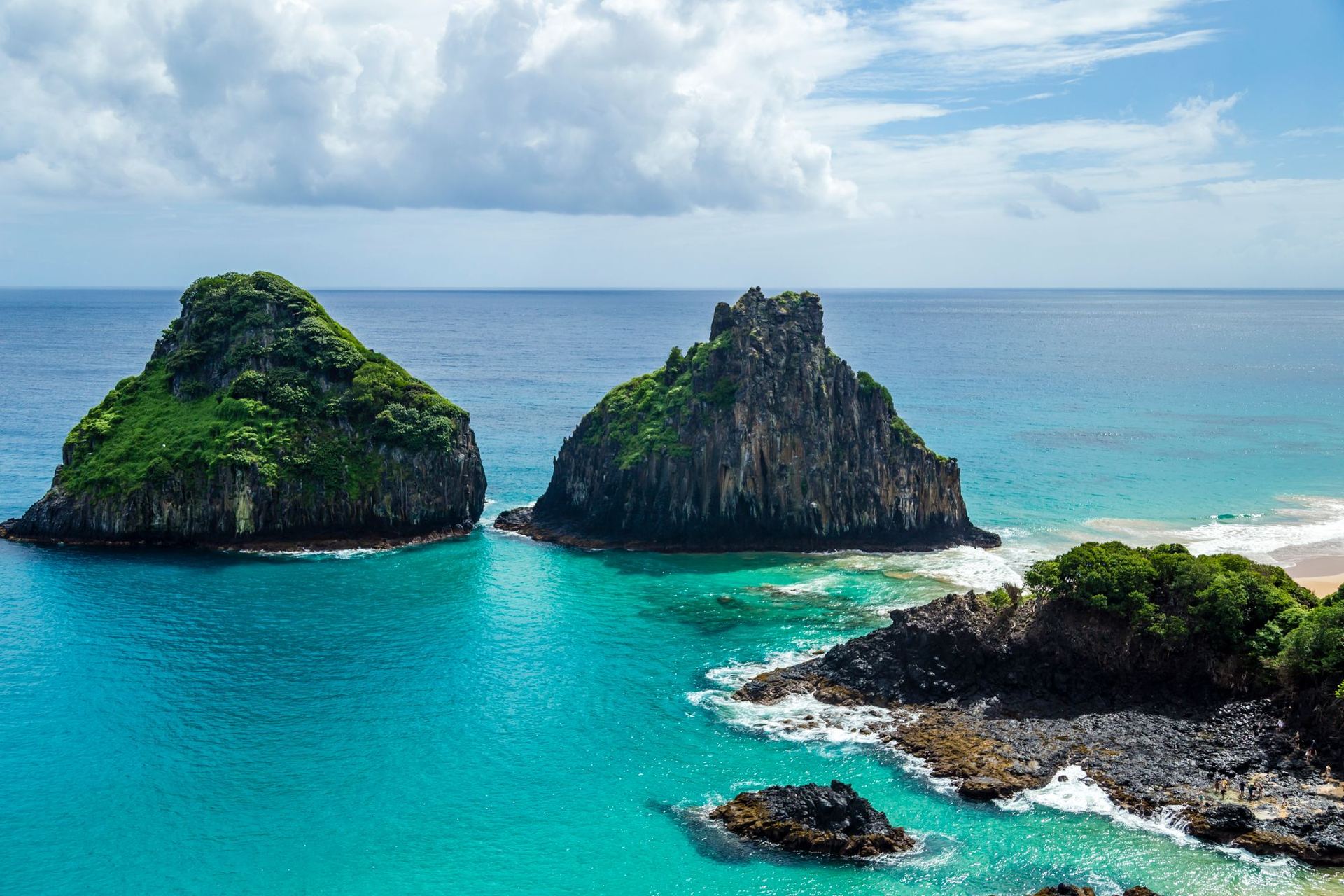 Morro Dois Irmãos, em Fernando de Noronha